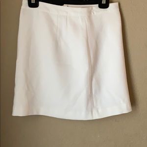 Banana Republic white skirt size 4 NWT